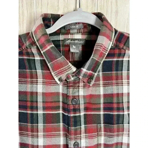Eddie Bauer Mens Large Classic Fit Shirt Button Front Pocket Flannel Plaid Red - Picture 3 of 8